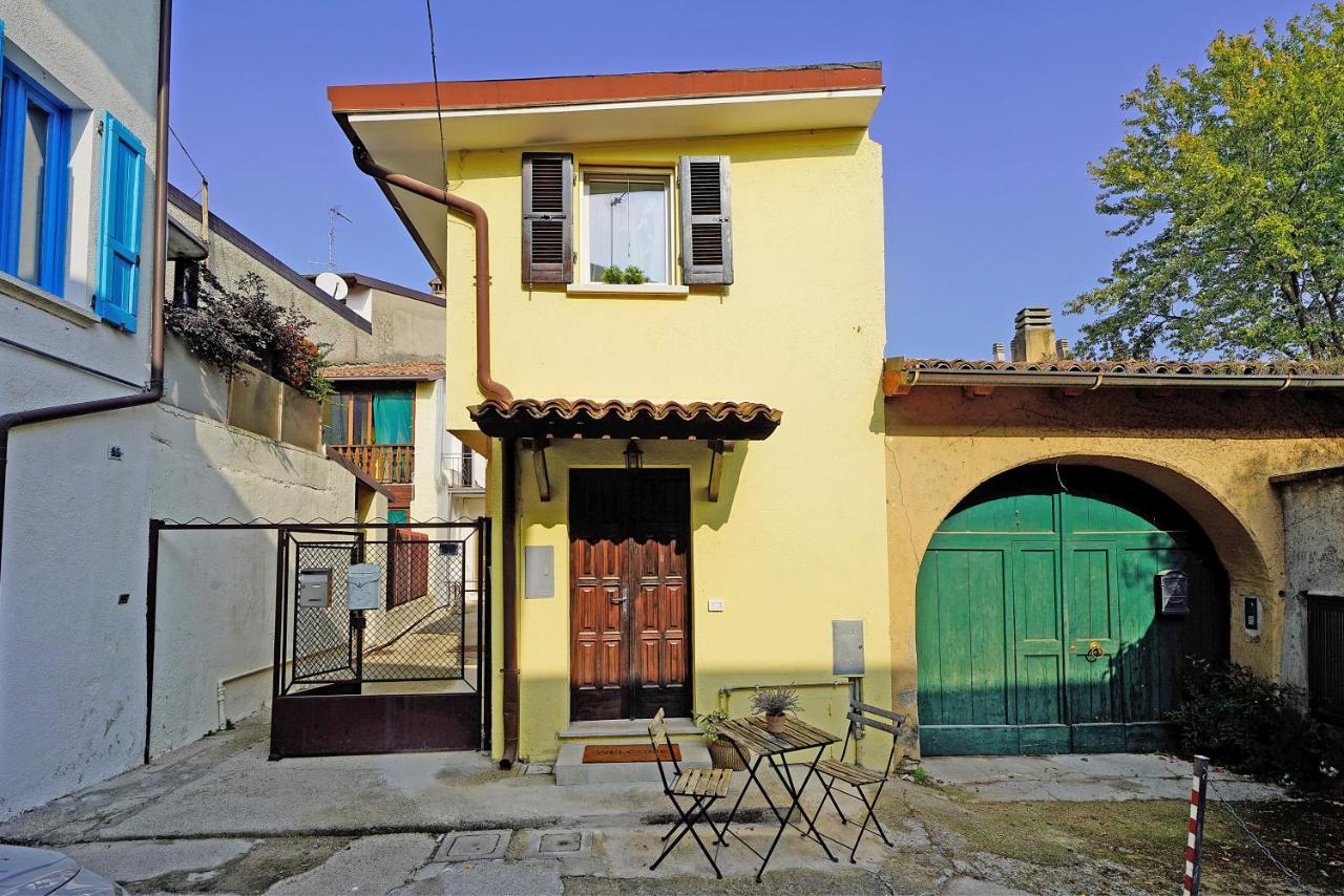 Вилла Smiley House Сан-Феличе-дель-Бенако Экстерьер фото
